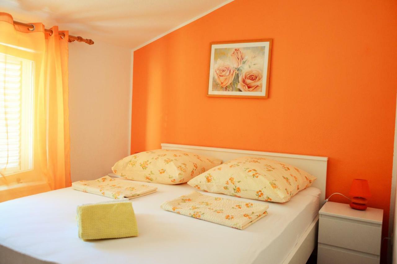 Apartments Mandaric Trogir Buitenkant foto