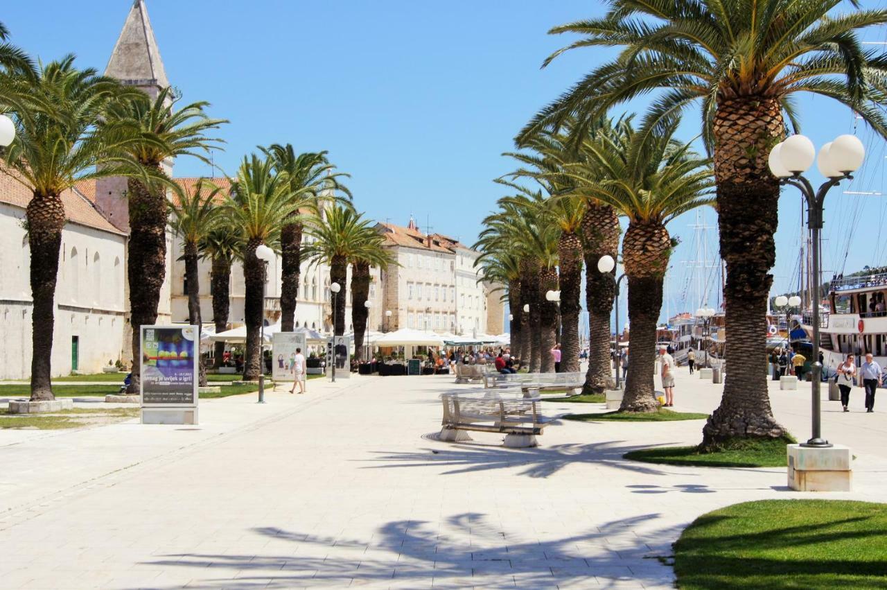 Apartments Mandaric Trogir Buitenkant foto